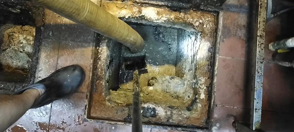 鄱阳污水池清理一般都有毒气，怎么预防中毒呢？